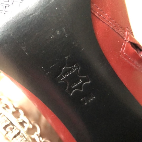 Tory Burch Red Cherry Burgundy Ankle Boots/Booties - Picture 7 of 10